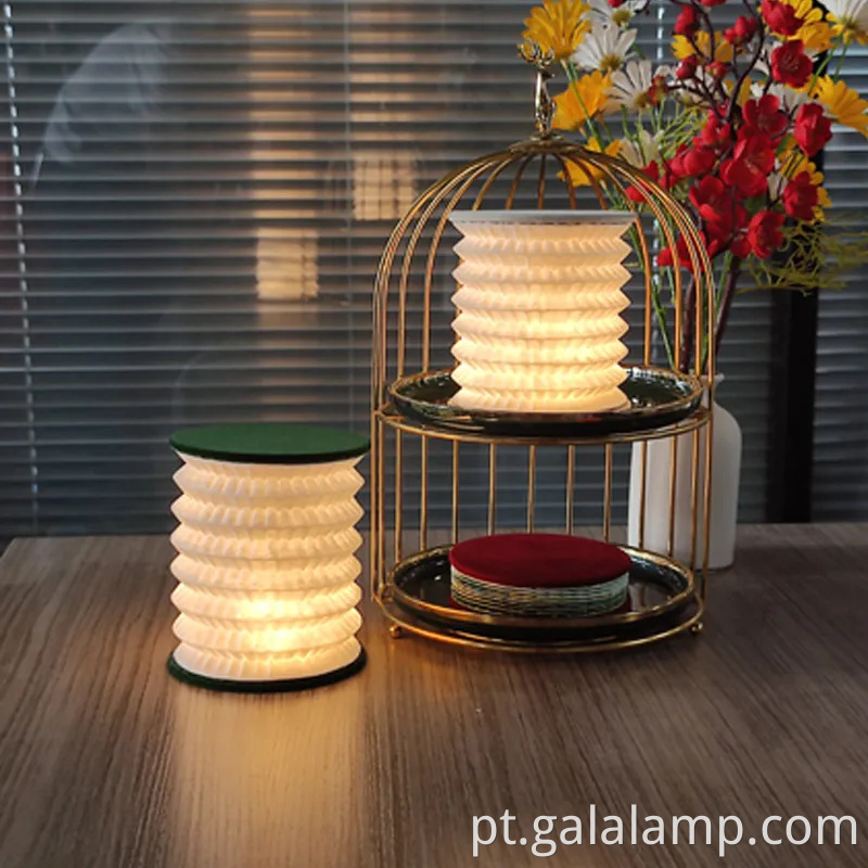 Luz noturna de lanterna de papel portátil elegante para espaços aconchegantes